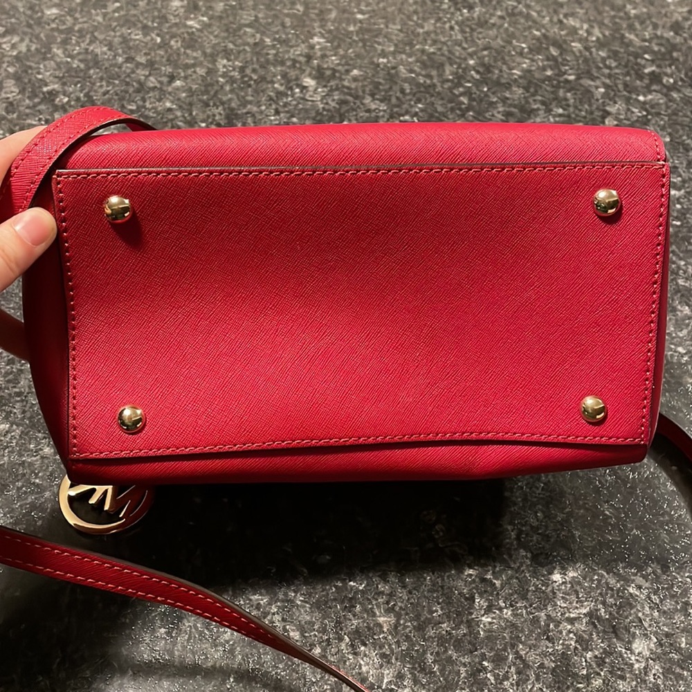 Michael Kors Purse - Picture 5 of 5